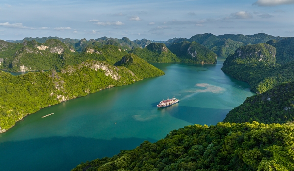 2 days 1 nights itinerary on Aqua Of The Seas