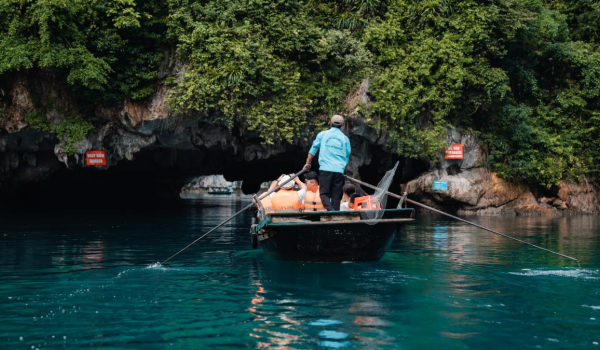 Overnight Cruise on the newest Ambassador Signature